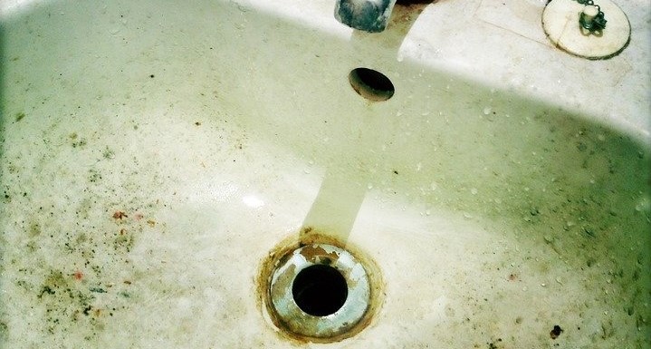 The picture consist mold in bathtub.