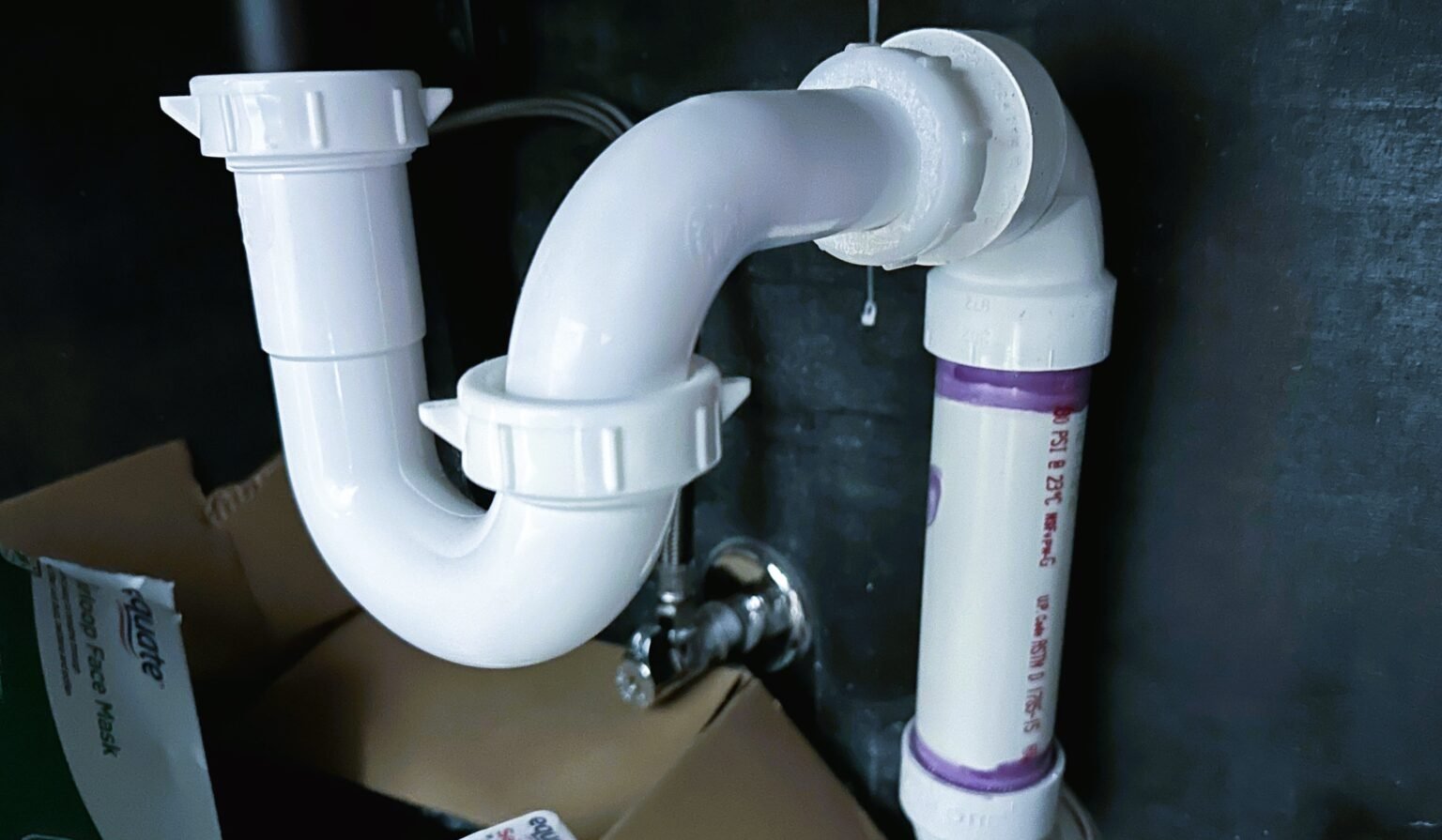 Why Is My Bathroom Sink Not Draining? 6 DIY Steps to Unclog